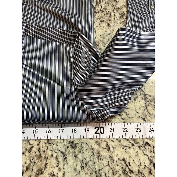 Bugatchi Uomo Dress Shirt 15 32/33 Navy White Stripe Button Up  Preppy Corpcore - Picture 5 of 8